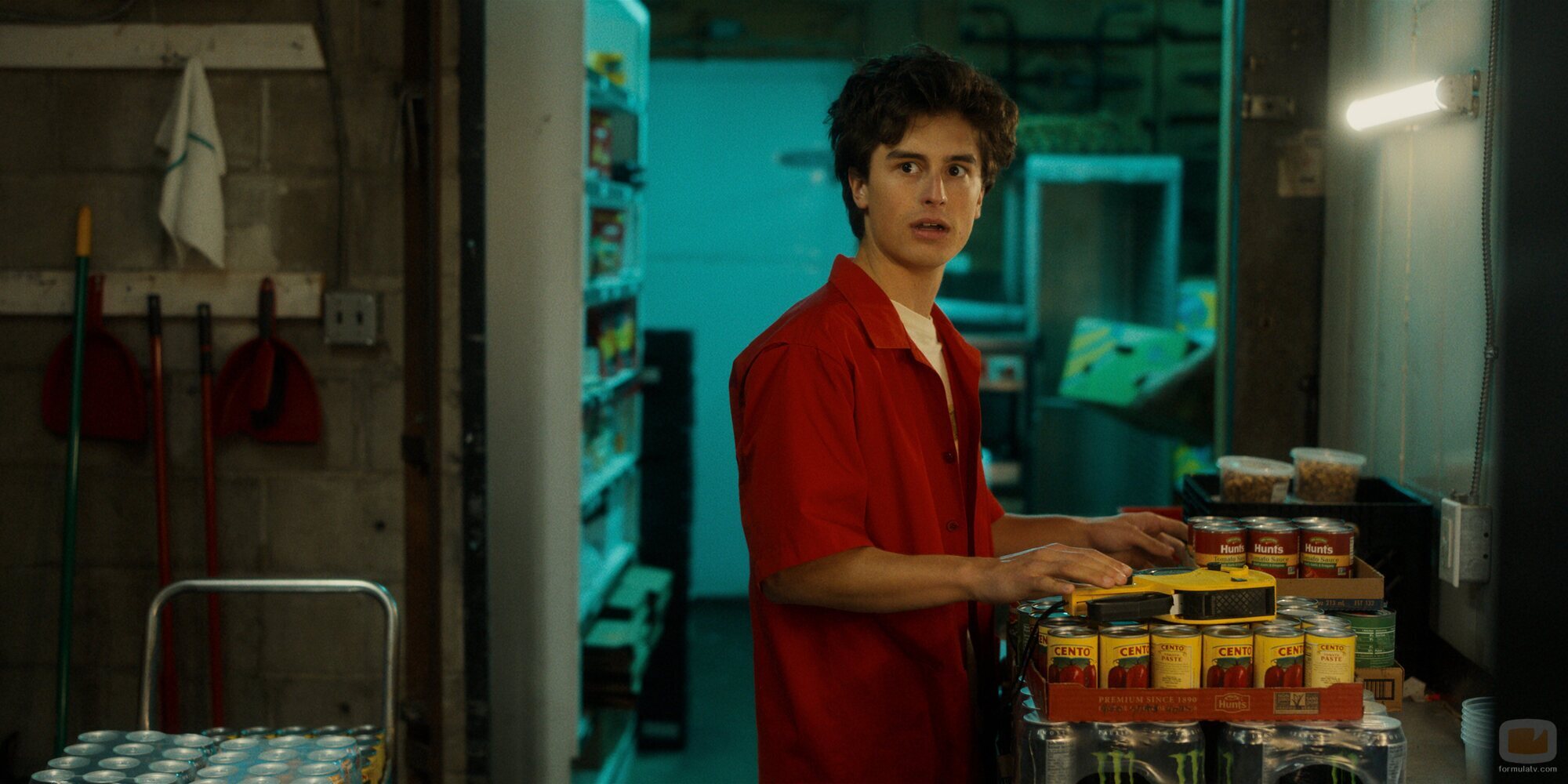 Peter Dager en 1x01 titulado 'Piloto' de 'Sticks: cracks del golf'