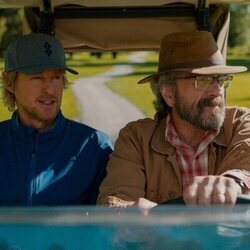 Marc Maron y Owen Wilson en 'Ley Benito Camelo' de 'Sticks: cracks del golf'