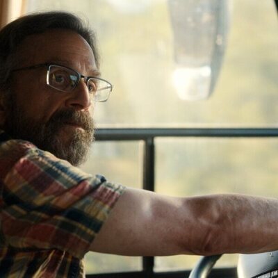 Marc Maron en el 1x03 de 'Sticks: cracks del golf'