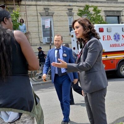 Marisa Ramirez en Capítulo 1 titulado 'Odio es odio' de 'Blue Bloods'