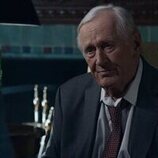 Len Cariou en la temporada 13 y el capítulo 03 de 'Blue Bloods'
