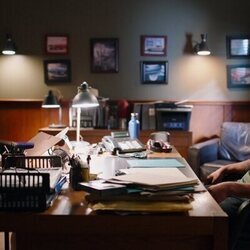 Alex Mallari Jr en el 'Es una cara, no una máscara' de 'Ginny & Georgia'