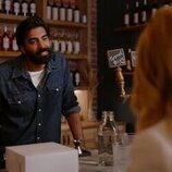 Raymond Ablack en el 1x04 de 'Ginny y Georgia'