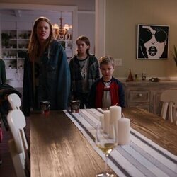 Antonia Gentry y Diesel La Torraca en 1x06 titulado 'Estoy depre' de 'Ginny y Georgia'