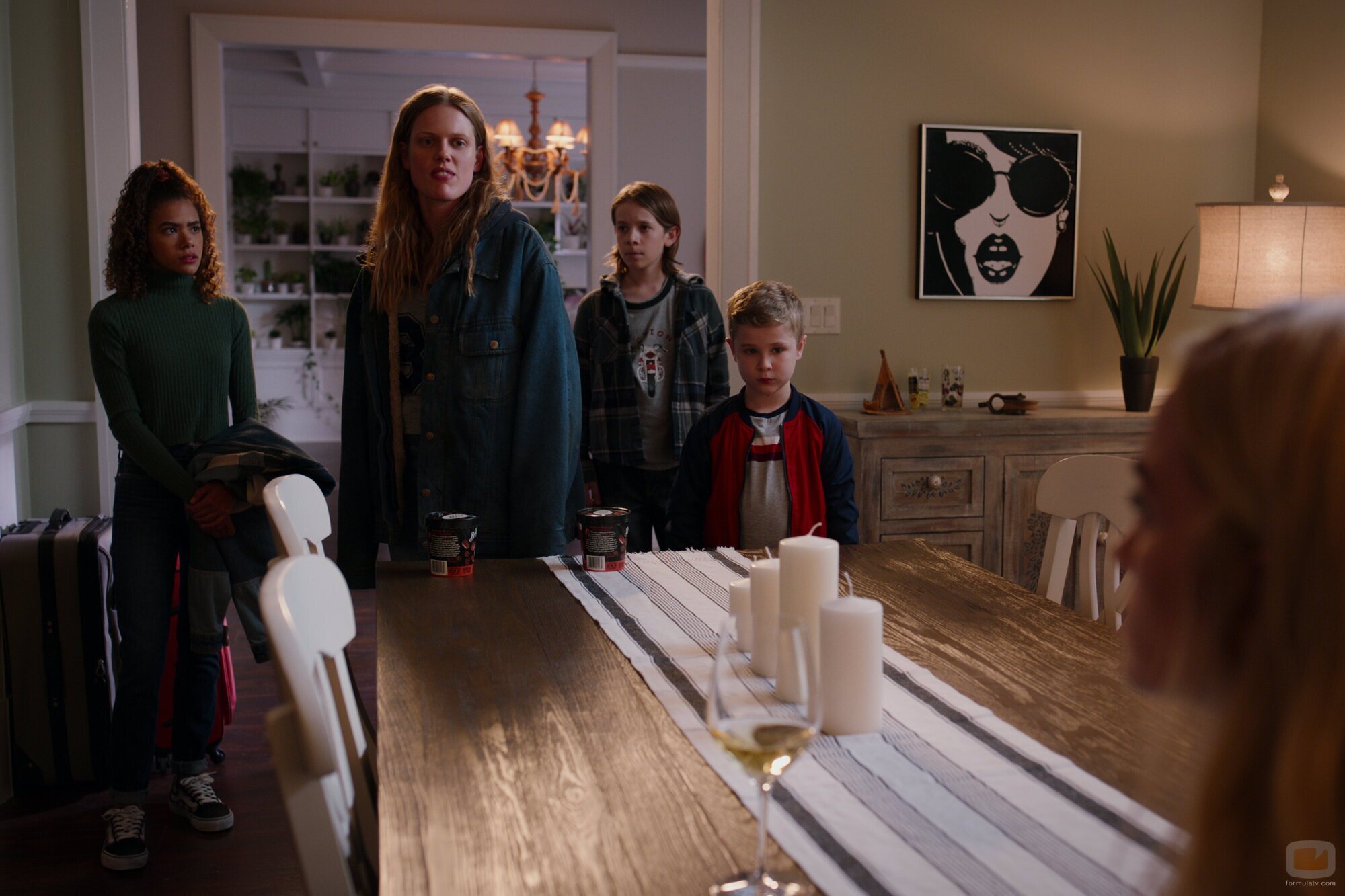 Antonia Gentry y Diesel La Torraca en 1x06 titulado 'Estoy depre' de 'Ginny y Georgia'