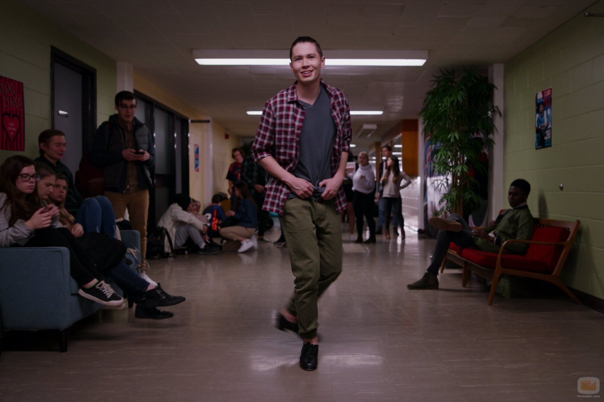 Mason Temple en 1x07 'Felices dieciséis, idiota' de 'Ginny y Georgia'