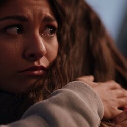 Humberly González en el 'Los sentimientos son difíciles' de 'Ginny & Georgia'