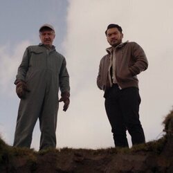 Alex Mallari Jr en el 1x09 de 'Ginny y Georgia'