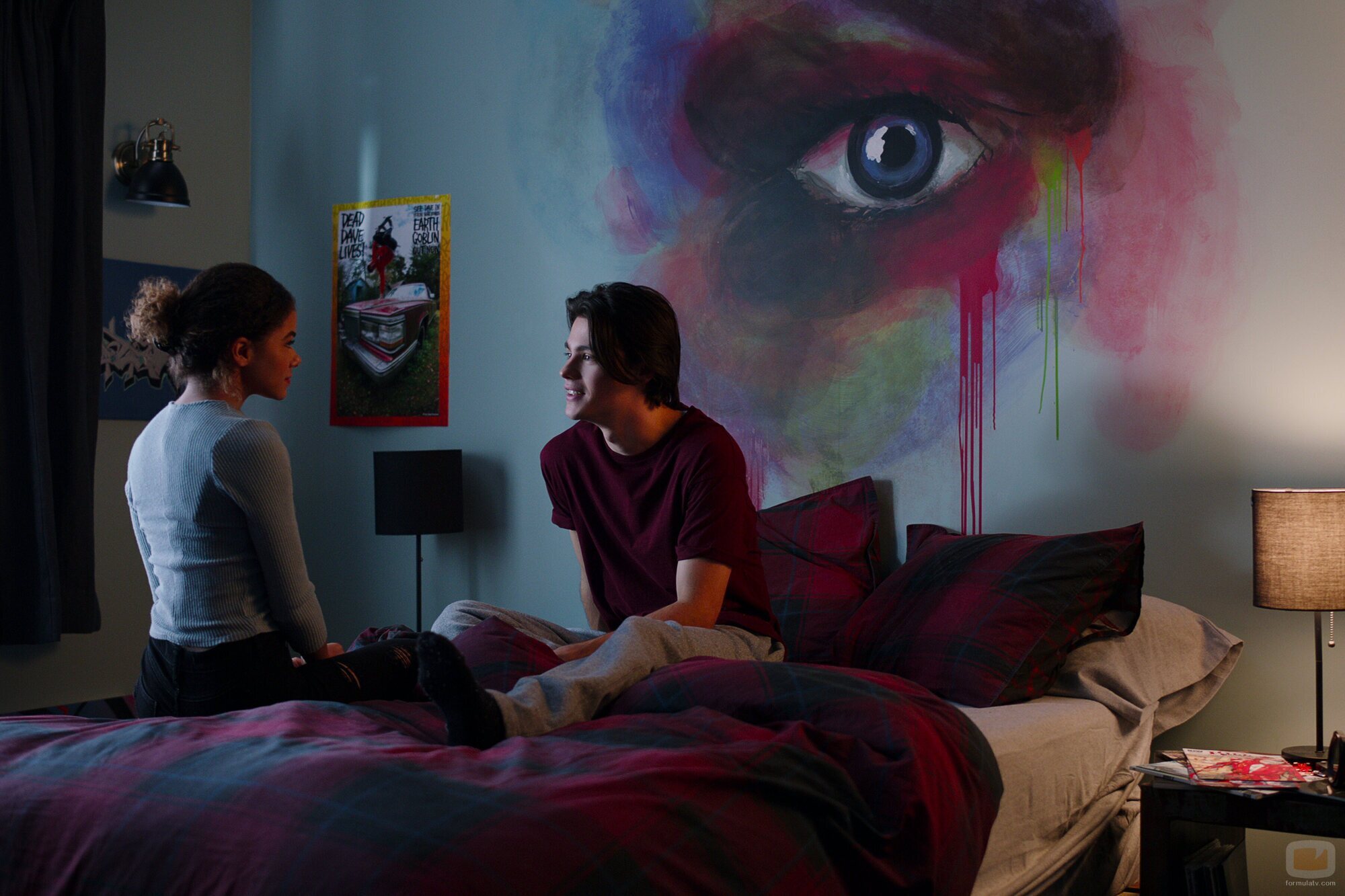 Felix Mallard y Antonia Gentry en el 1x09 de 'Ginny & Georgia'
