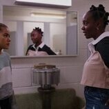 Antonia Gentry y Tameka Griffiths en 1x10 titulado 'La mayor traición desde Caín y Abel' de 'Ginny y Georgia'