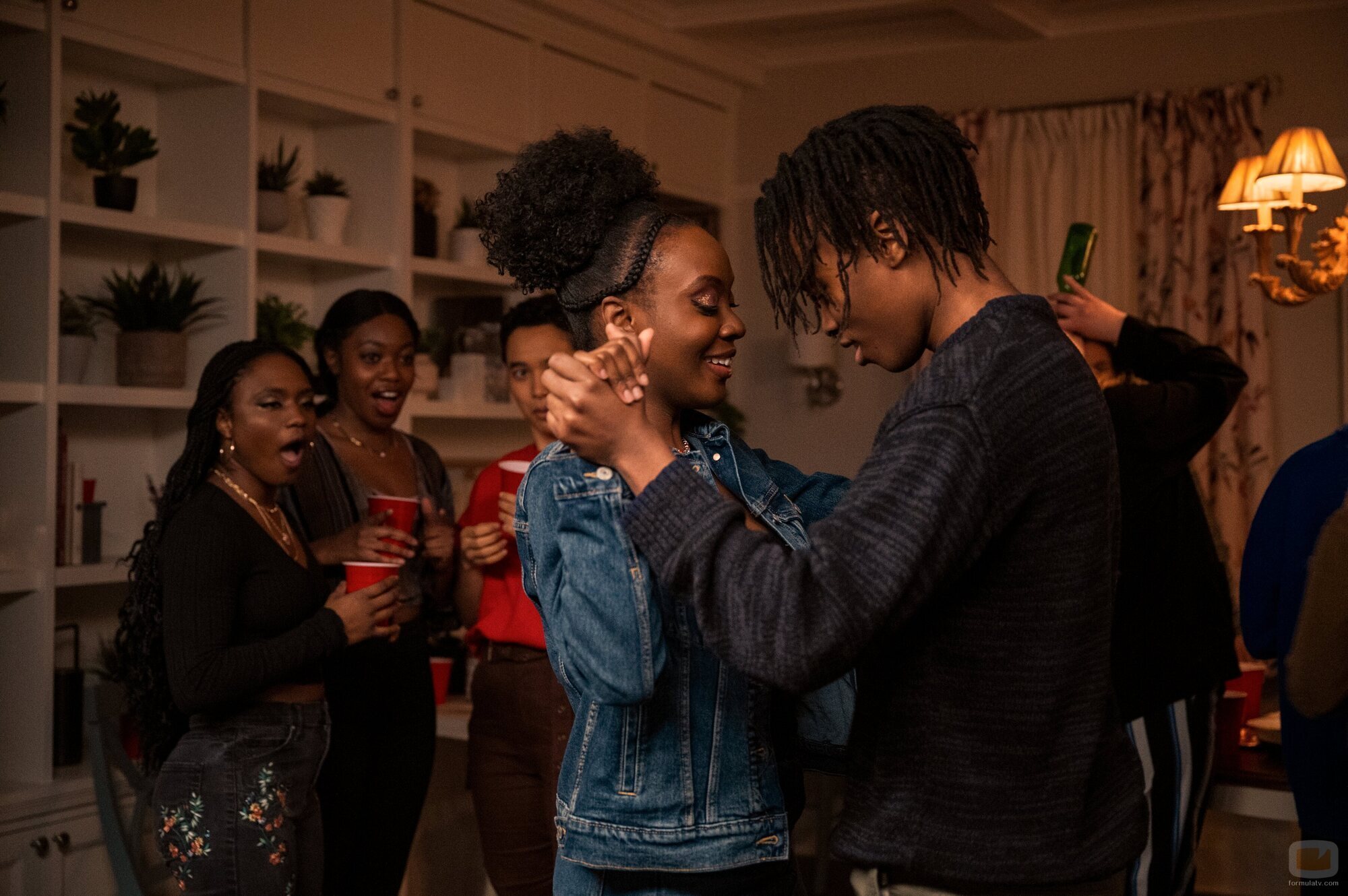 Tameka Griffiths en 2x04 'Feliz cumple mío para mí' de 'Ginny y Georgia'