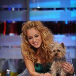 Paulina Rubio con un perrito en 'El Hormiguero'
