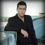 El actor Mario Casas posa para 'Los hombres de Paco' donde interpreta a Aitor