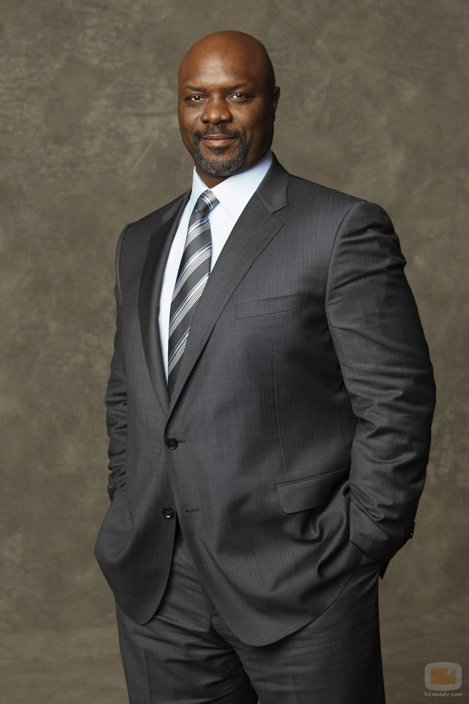 Robert Wisdom