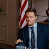 Scott Porter en 'Los latkes son una pasada' de 'Ginny y Georgia'