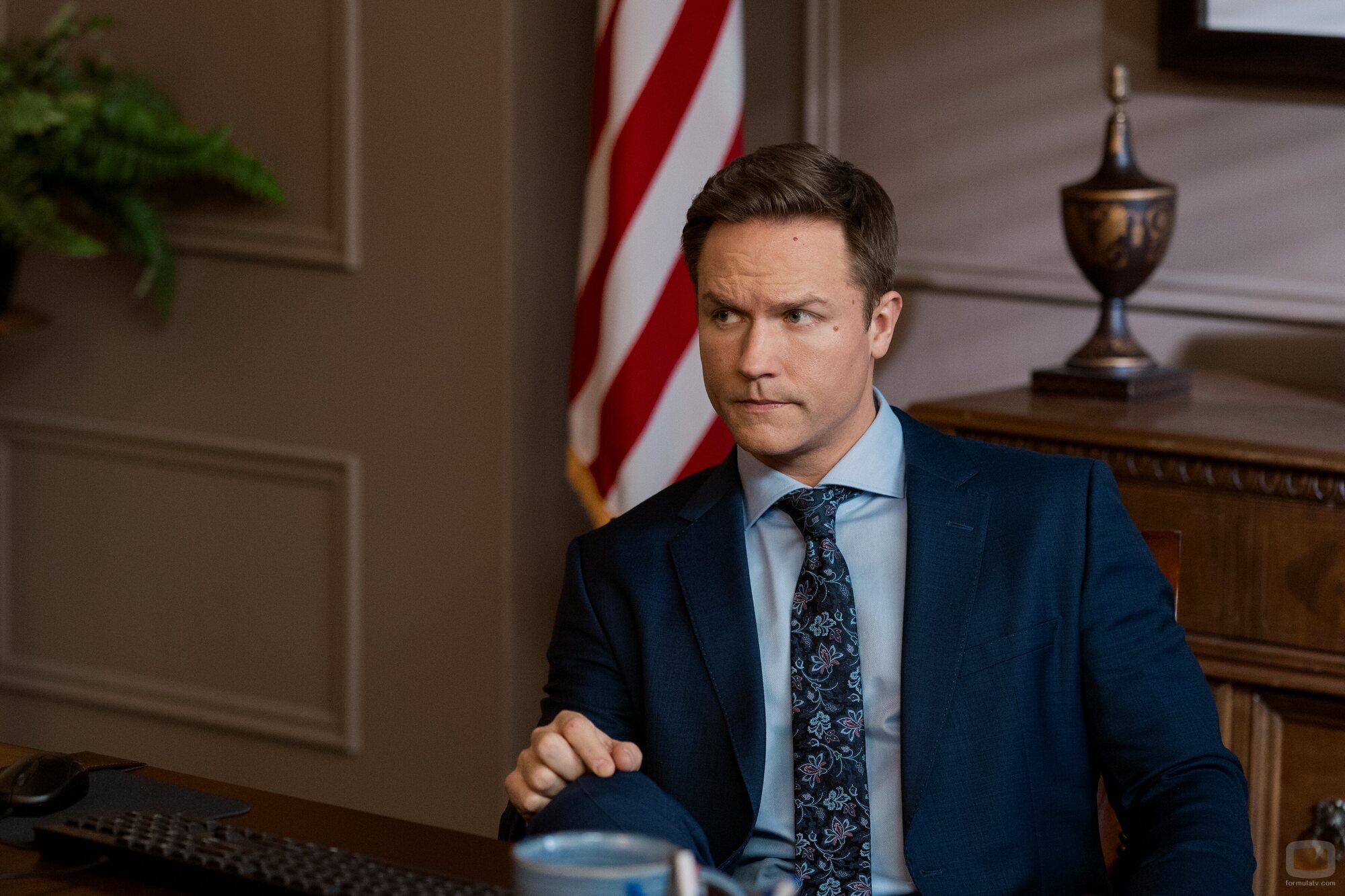 Scott Porter en 'Los latkes son una pasada' de 'Ginny y Georgia'