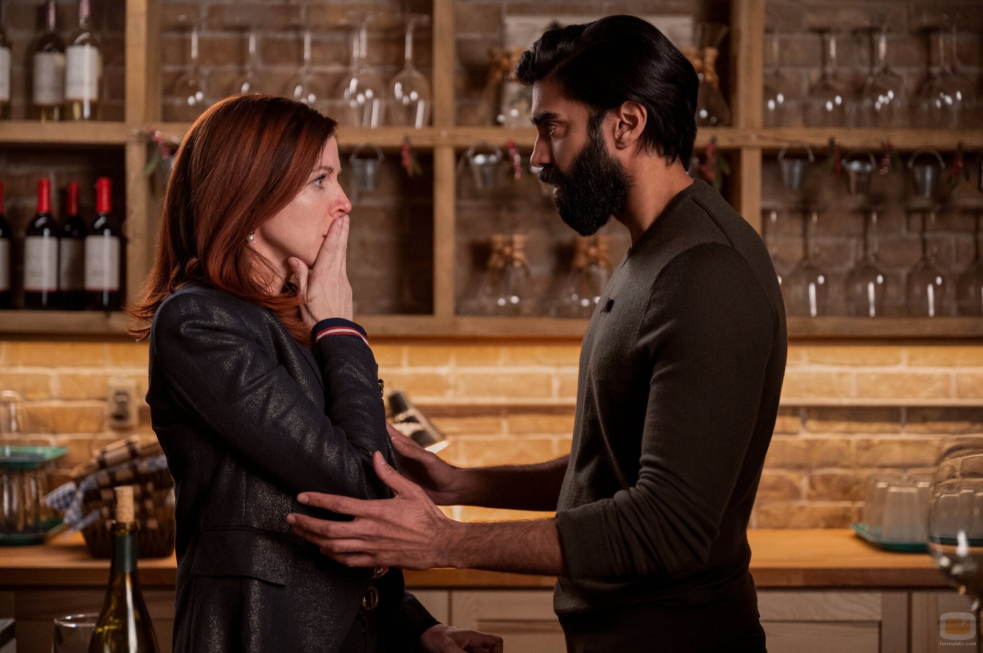 Foto de Raymond Ablack y Sabrina Grdevich en la temporada 2 y el capítulo 05 de 'Ginny y Georgia'