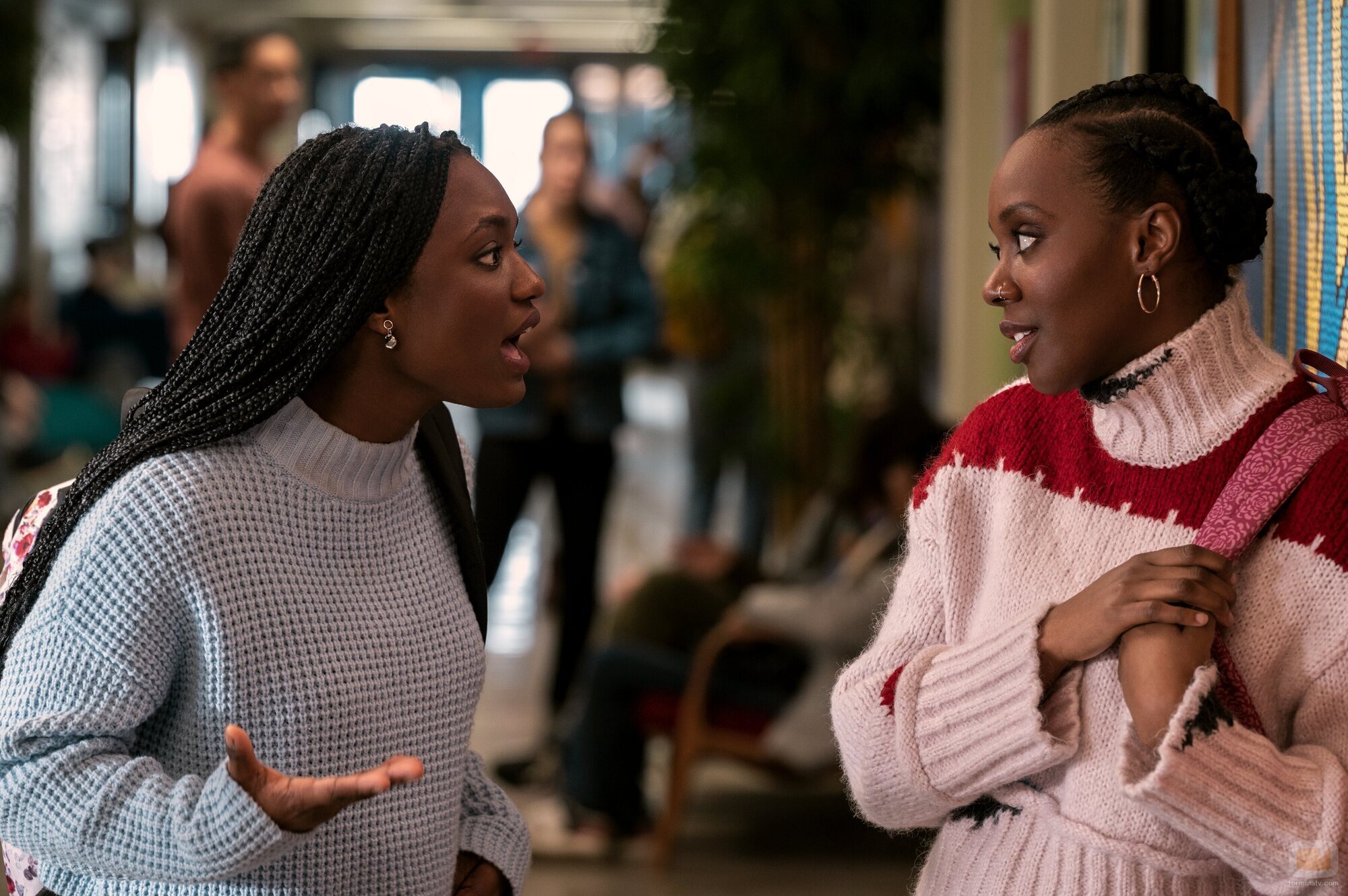 Tameka Griffiths en 2x06 'Una muy feliz y especial Navidad al estilo de Ginny y Georgia' de 'Ginny y Georgia'
