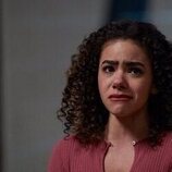 Antonia Gentry en el '¡Escuchad! La oscuridad desciende' de 'Ginny & Georgia'