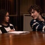 Ty Doran y Antonia Gentry en 3x02 titulado 'Que ya lo sé, joder' de 'Ginny y Georgia'