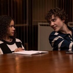 Ty Doran y Antonia Gentry en 3x02 titulado 'Que ya lo sé, joder' de 'Ginny y Georgia'