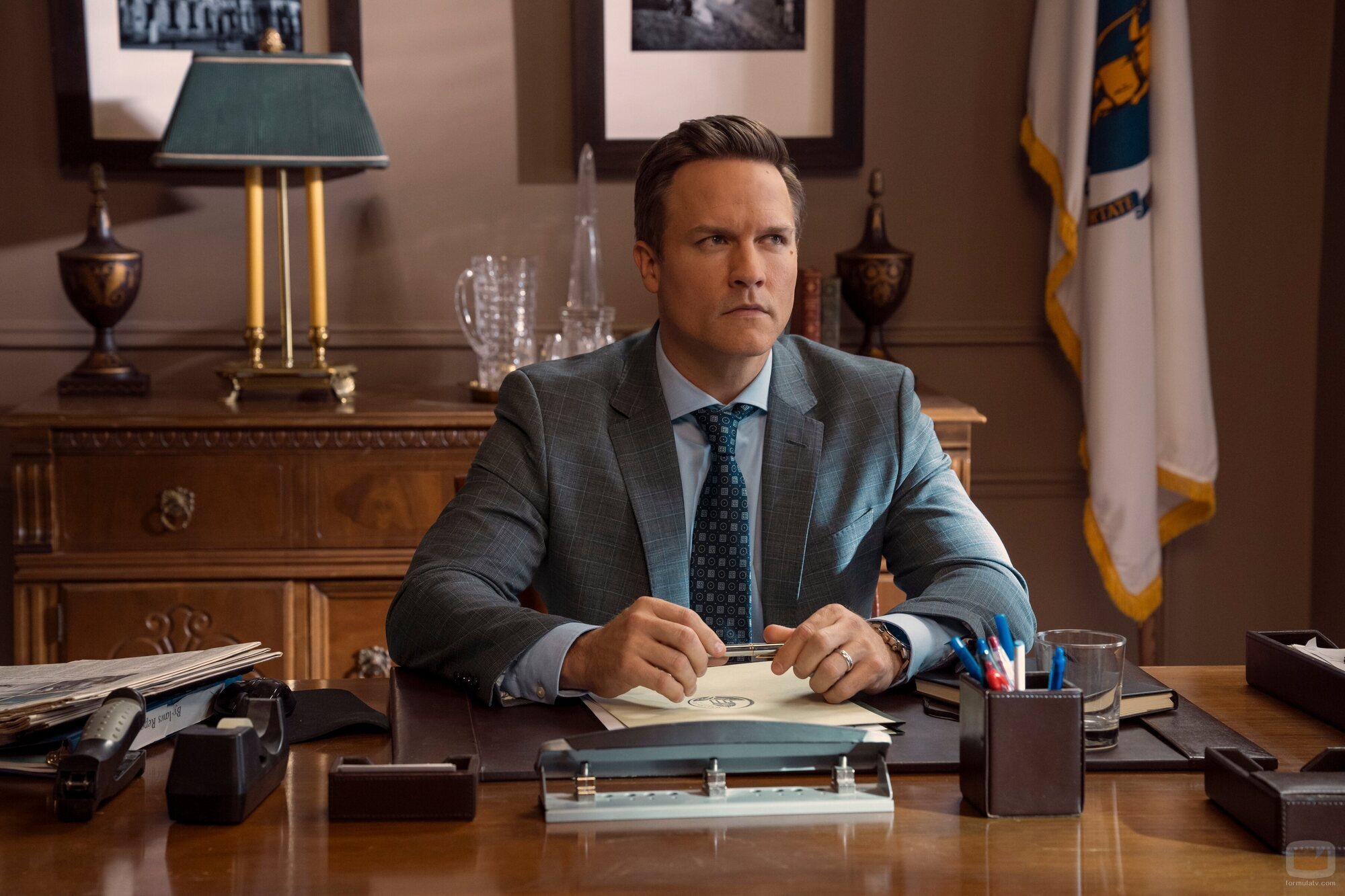 Scott Porter en 3x02 'Que ya lo sé, joder' de 'Ginny y Georgia'