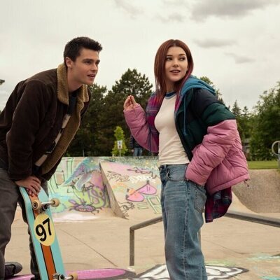 Felix Mallard y Katie Douglas en 3x02 titulado 'Que ya lo sé, joder' de 'Ginny y Georgia'