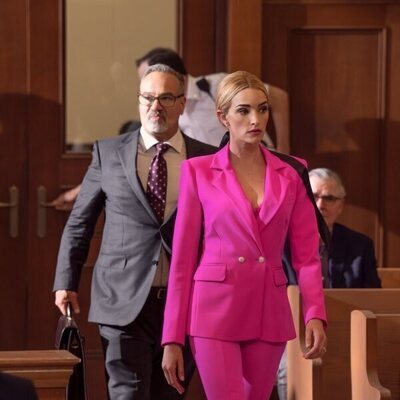 Brianne Howey en 3x04 'El ama ha vuelto' de 'Ginny y Georgia'
