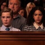 Antonia Gentry y Diesel La Torraca en el 3x10 de 'Ginny y Georgia'