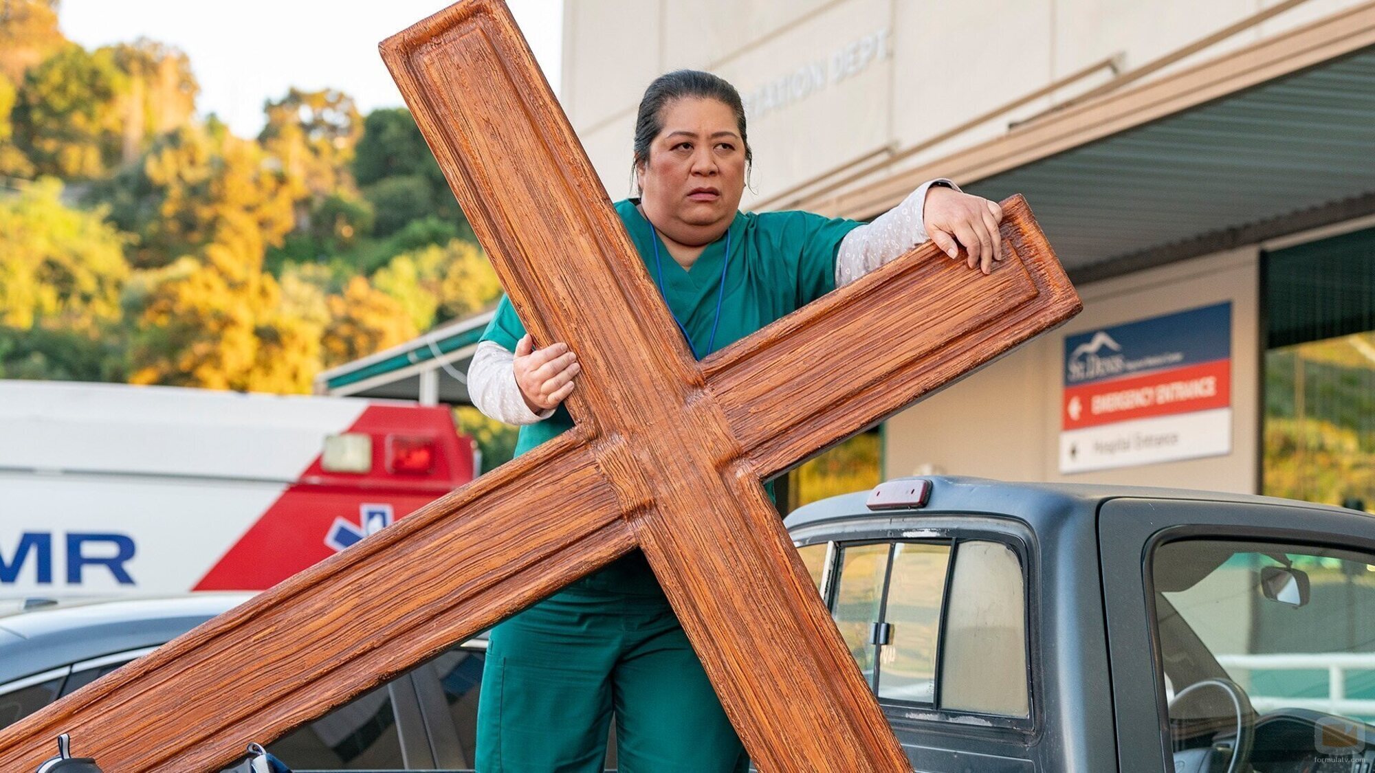 Kaliko Kauahi en Capítulo 3 titulado 'Cosas raras que no tienen explicación' de 'St. Denis Medical'