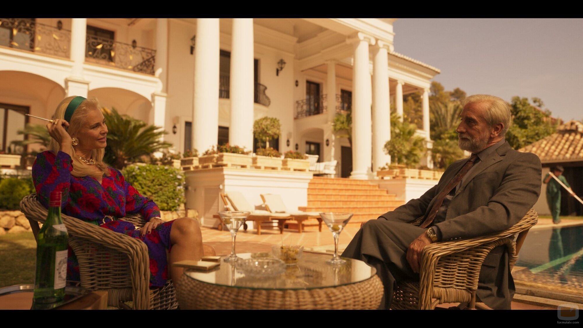 Belén Rueda y Gonzalo de Castro en la temporada 1 y el capítulo 05 de 'Eva & Nicole'