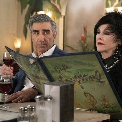 Eugene Levy y Catherine O'Hara en 'Cartas de amor' de 'Schitt's Creek'