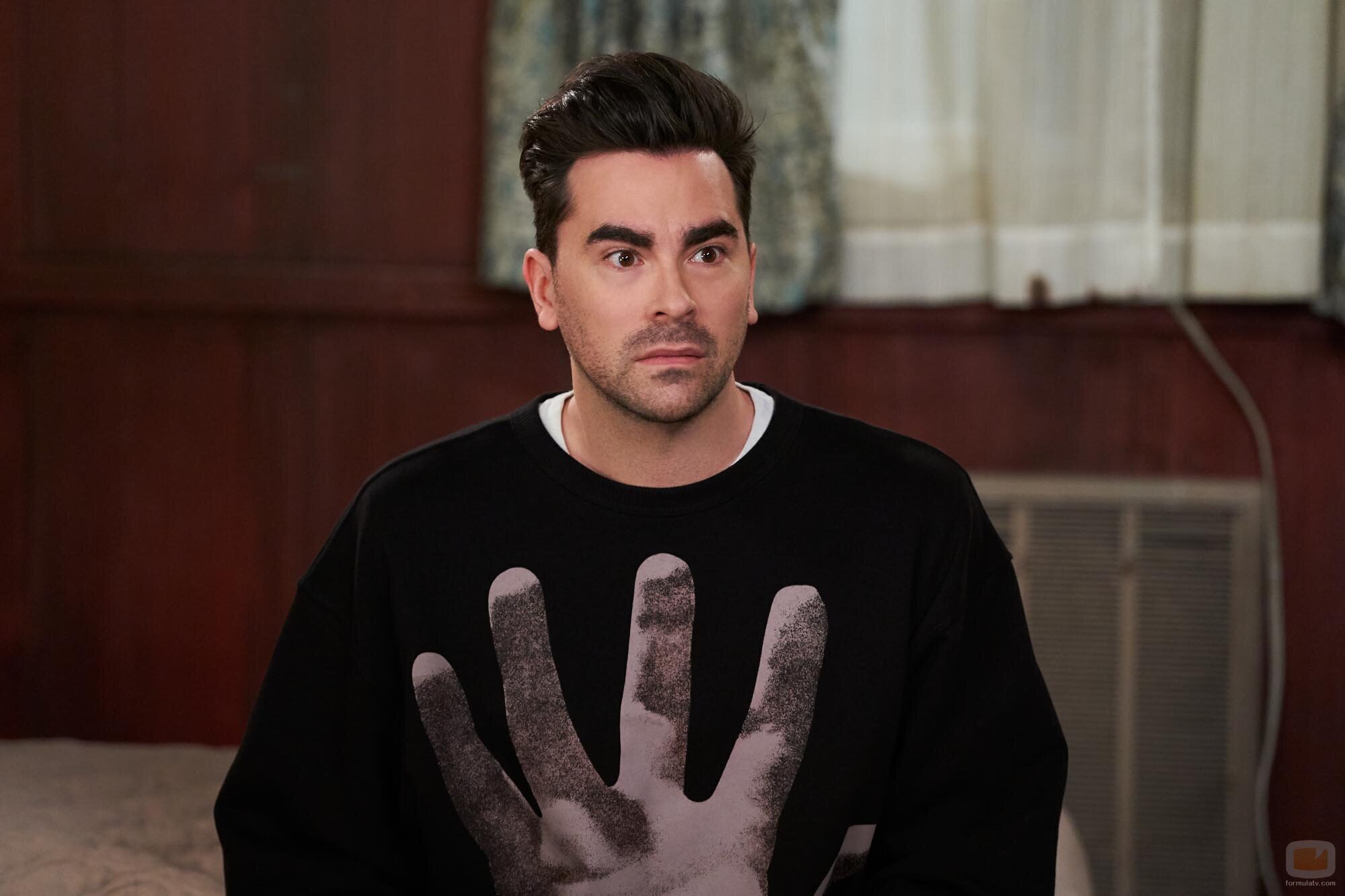 Dan Levy en 'Empieza a difundir la noticia' de 'Schitt's Creek'