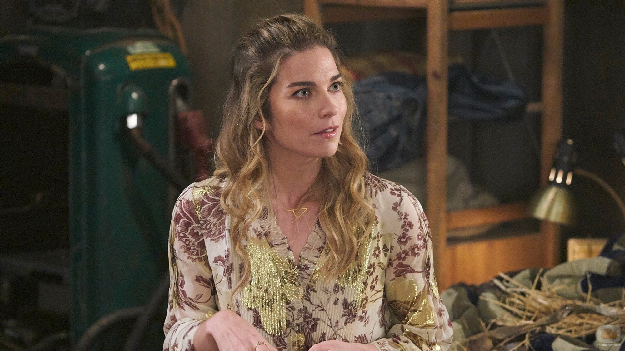Annie Murphy en el 4x11 de 'Schitt's Creek'