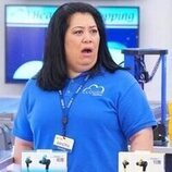 Kaliko Kauahi en 3x04 'Intimidación en el Trabajo' de 'Superstore'