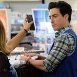 Ben Feldman en 'Video Viral' de 'Superstore'