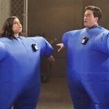 America Ferrera y Ben Feldman en el 3x13 de 'Superstore'