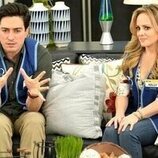 Ben Feldman y Kelly Stables en 3x16 titulado 'Target' de 'Superstore'