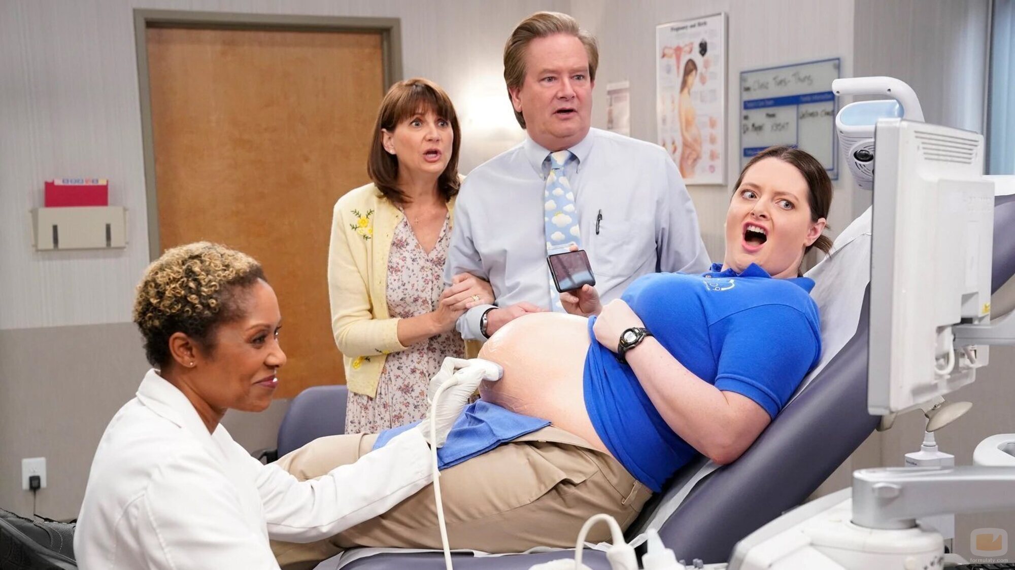 Capítulo 20 titulado 'El sexo del bebé' de 'Superstore'