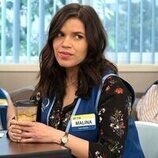 America Ferrera en 3x21 'Consecuencias' de 'Superstore'