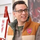 Fred Armisen en el 5x08 de 'Superstore'