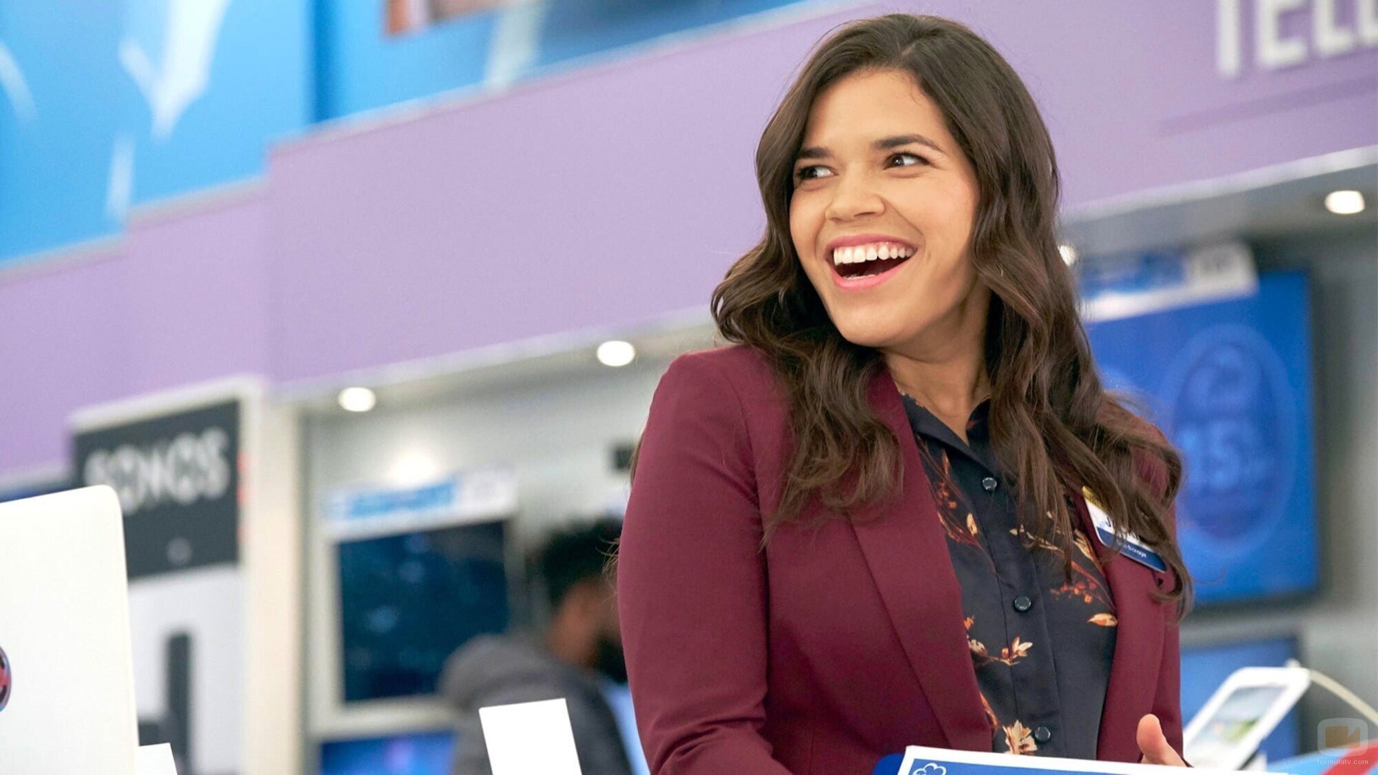 America Ferrera en la temporada 5 y el capítulo 09 de 'Superstore'