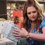 Lauren Ash en la temporada 5 y el capítulo 14 de 'Superstore'