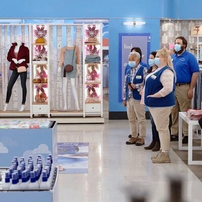 6x12 titulado 'Atención al cliente' de 'Superstore'