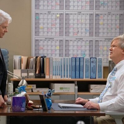 Mark McKinney en la temporada 6 y el capítulo 13 de 'Superstore'