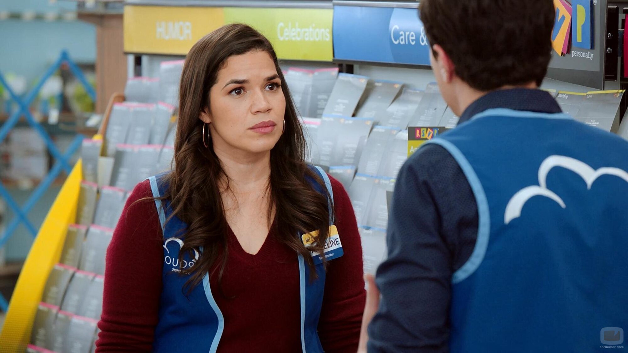 America Ferrera en 6x15 titulado 'Liquidación' de 'Superstore'