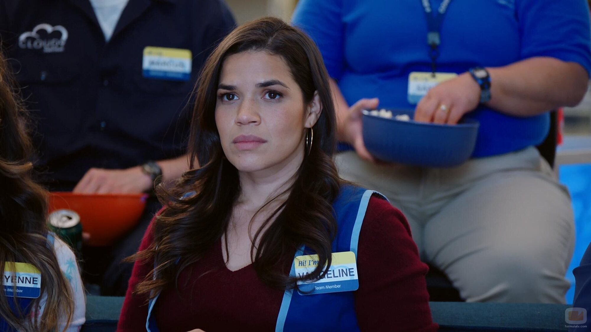Foto de America Ferrera en la temporada 6 y el capítulo 15 de 'Superstore'