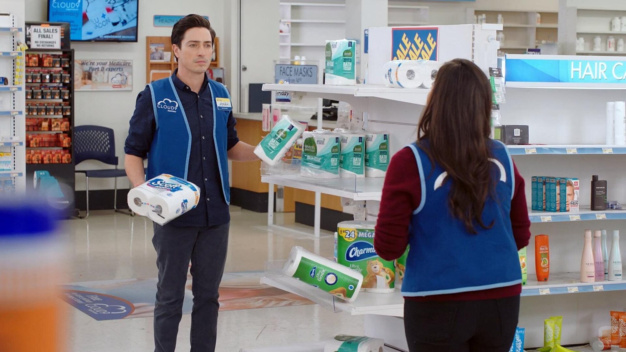 Ben Feldman en 6x15 titulado 'Liquidación' de 'Superstore'