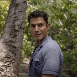 Álex González en la temporada 1 y el capítulo 03 de 'Ladrones: la tiara de Santa Águeda'