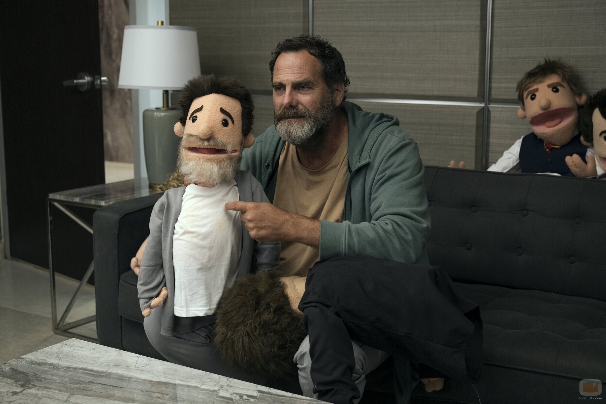 Andy Buckley en 'Pizzapocalipsis Penny Possum' de 'Fubar'